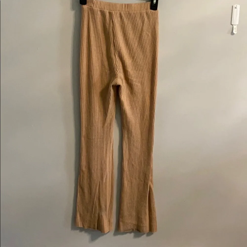Pants - Picture 4 of 4